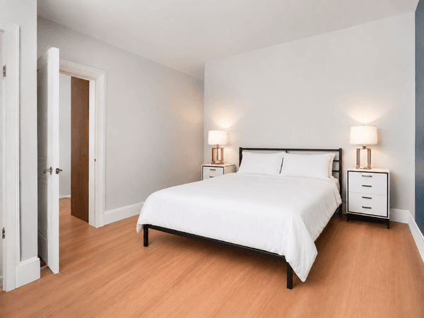 Photo of "#680-E: Queen Bedroom E" home