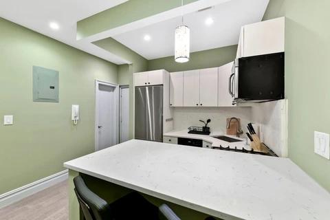 Preview 4 of #1919: Queen Bedroom A w/Private Bathroom at June Homes
