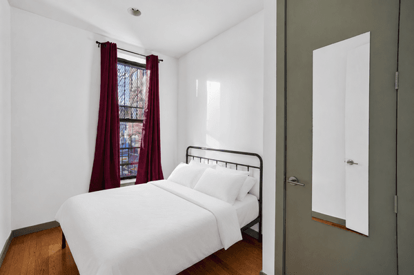 Photo of "#867-D: Queen Bedroom D" home