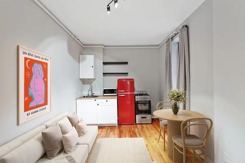 Preview 0 of #490: Columbus Circle at June Homes