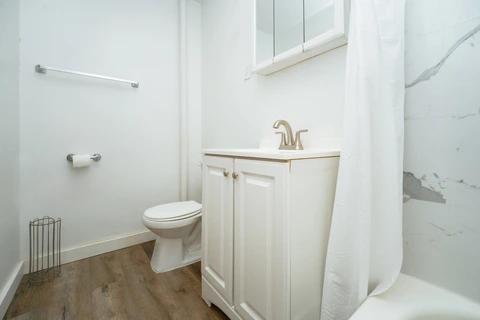 Preview 4 of #904: Columbus Circle at June Homes