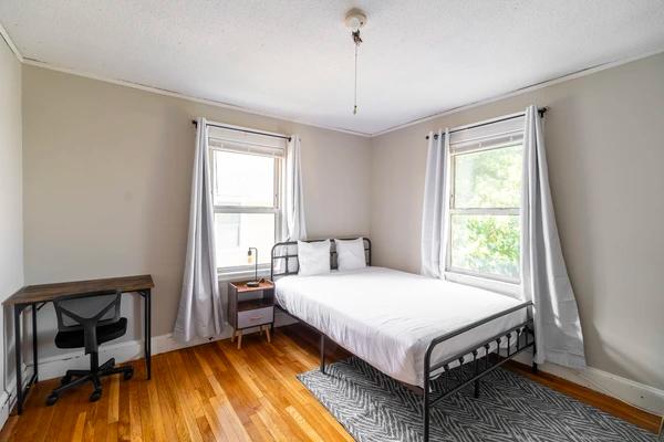 Preview 0 of #1890: Queen Bedroom A at June Homes
