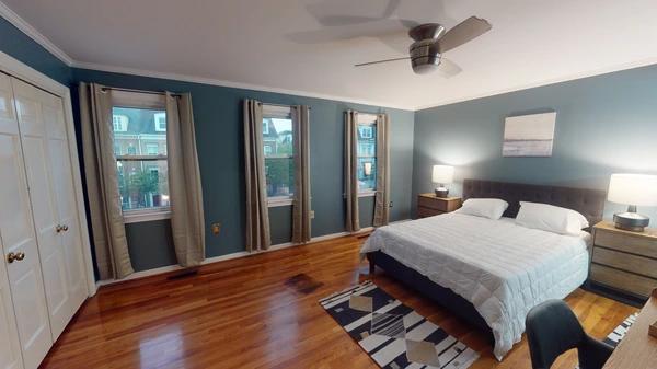 Preview 0 of #526: Queen Bedroom 3G W/Private Bathroom at June Homes