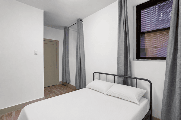 Photo of "#890-B: Full Bedroom B" home