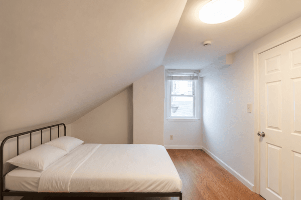 Photo of "#1786-D: Queen Bedroom D" home