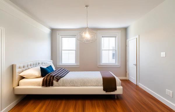 Preview 0 of #1494: Queen Room E at June Homes