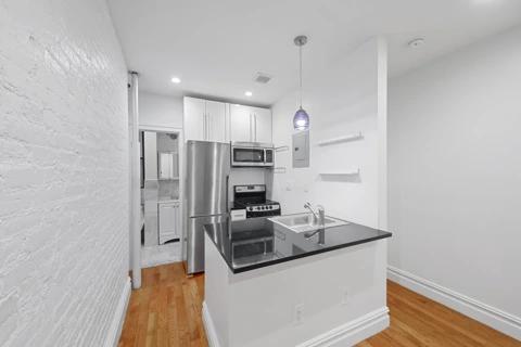Preview 0 of #719: Columbus Circle at June Homes