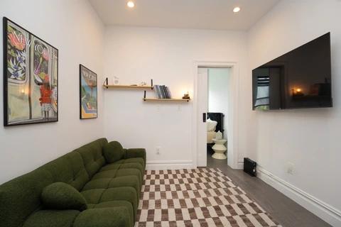 Preview 0 of #709: Columbus Circle at June Homes