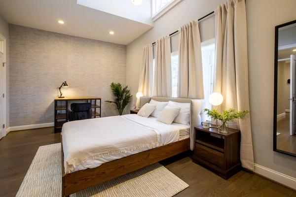 Preview 0 of #289: Queen Bedroom A w/Private Bathroom at June Homes