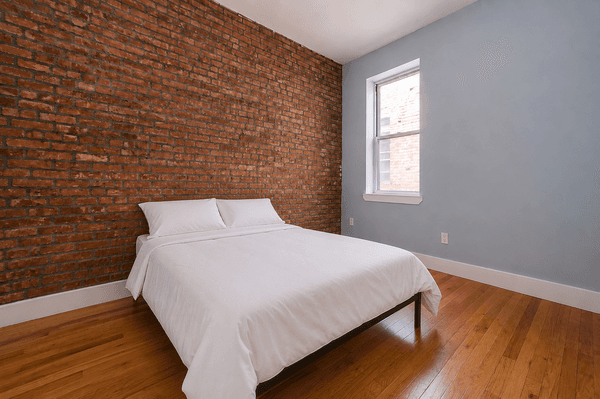 Photo of "#1891-B: Queen Bedroom B" home