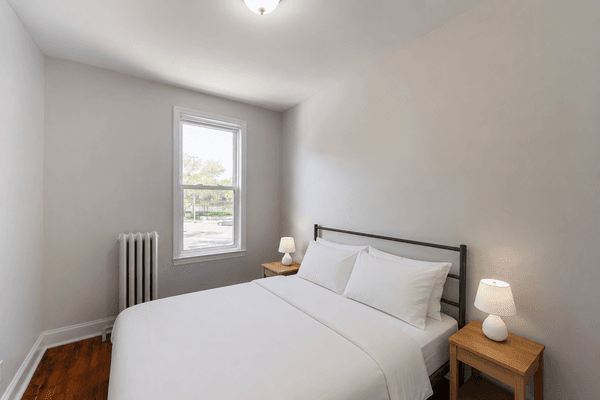 Photo of "#1875-D: Queen Bedroom D" home
