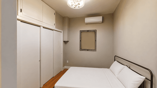 Photo of "#586-F: Full Bedroom F" home
