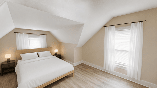 Photo of "#1734-G: Queen Bedroom G" home