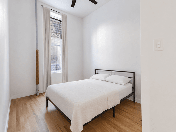 Photo of "#1683-B: Full Bedroom B" home