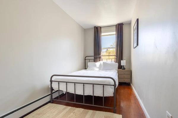 Preview 0 of #1078: Full Bedroom D at June Homes