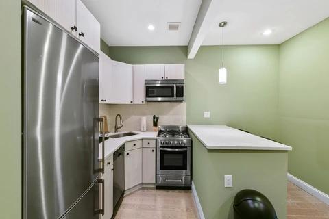 Preview 3 of #1919: Queen Bedroom A w/Private Bathroom at June Homes