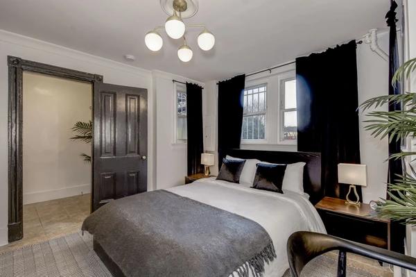 Preview 0 of #179: Queen Bedroom GA w/Private Bathroom at June Homes