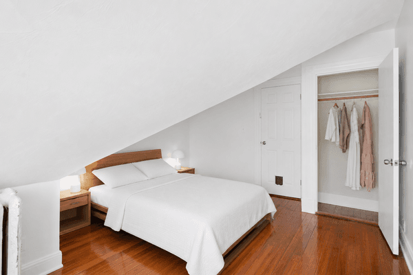 Photo of "#539-F: Queen Bedroom F" home