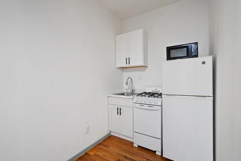 Preview 1 of #908: Columbus Circle at June Homes