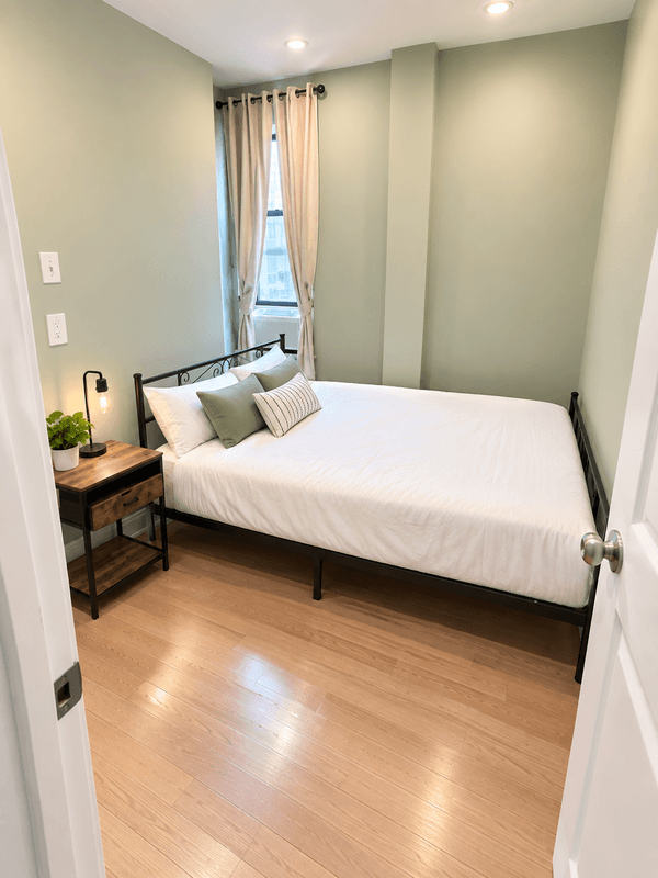 Photo of "#557-B: Full Bedroom B" home
