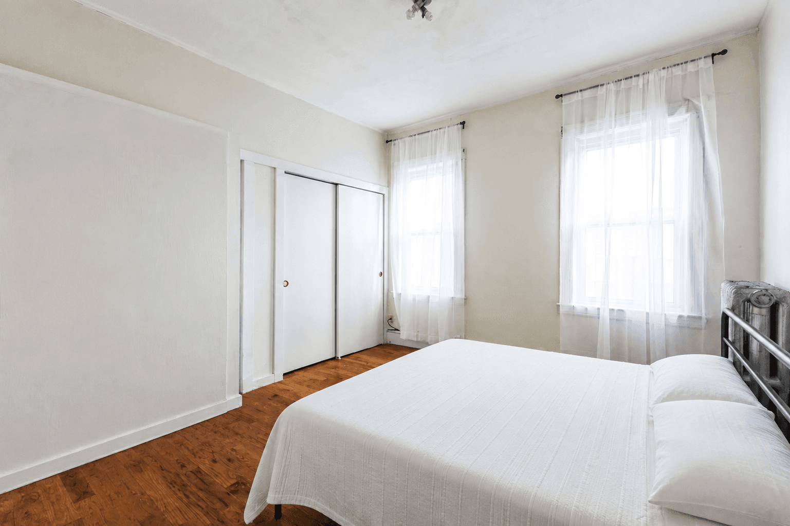 Photo of "#1808-B: Queen Bedroom B" home