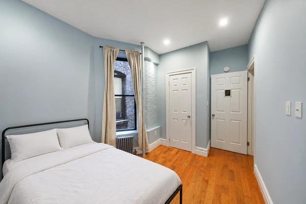 Preview 3 of #710: Columbus Circle at June Homes
