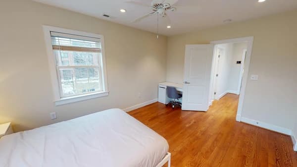 Preview 2 of #4191: Queen Bedroom A w/Private Bathroom at June Homes