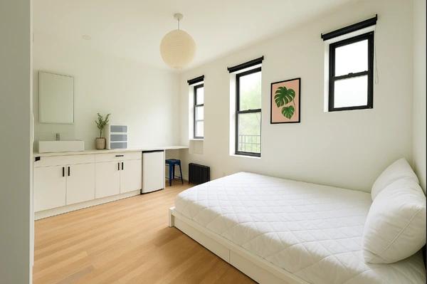 Preview 0 of #1877: Queen Bedroom B w/ Private Bathroom at June Homes