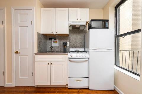 Preview 0 of #1859: Upper East Side at June Homes