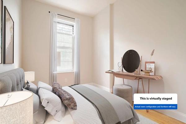 Preview 3 of #1916: Dupont Circle at June Homes