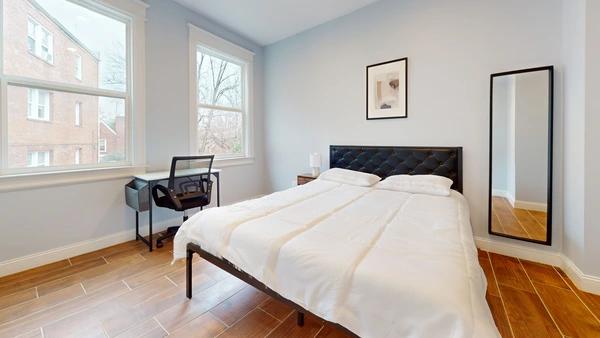 Preview 0 of #1811: Queen Bedroom B w/Private Bath at June Homes
