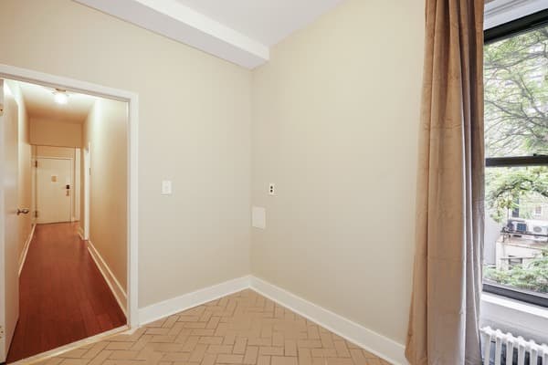 Photo of "#486-C: Twin Bedroom C w/Private Bathroom" home
