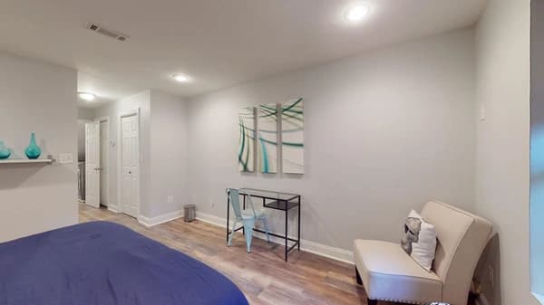 Preview 2 of #4937: Queen Bedroom B w/ Private Bathroom at June Homes