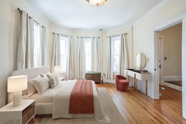 Preview 0 of #1826: Queen Bedroom A at June Homes