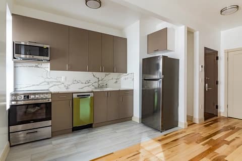 Preview 1 of #1710: Upper West Side at June Homes