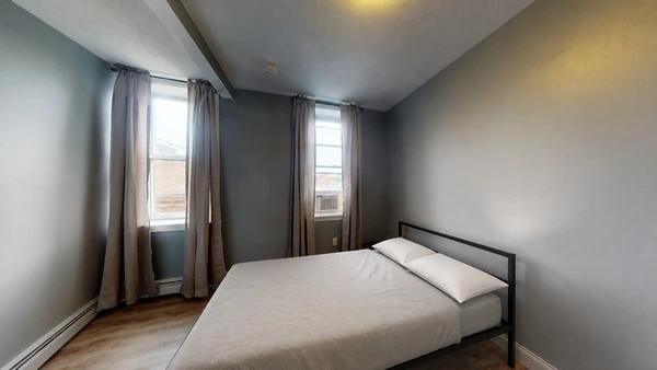 Preview 0 of #470: Queen Bedroom A at June Homes