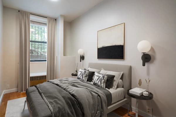 Preview 4 of #1332: Lower East Side at June Homes