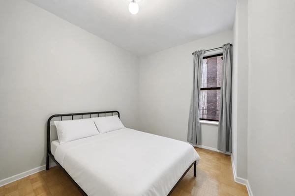 Preview 0 of #599: Queen Bedroom A at June Homes