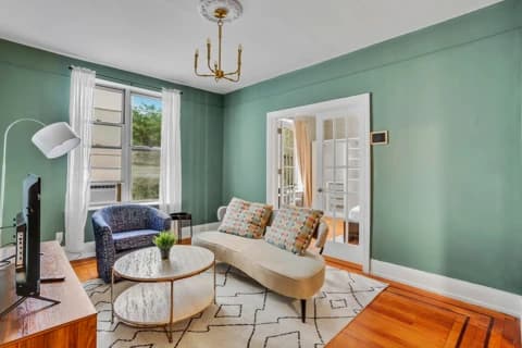 Preview 1 of #690: East Williamsburg at June Homes