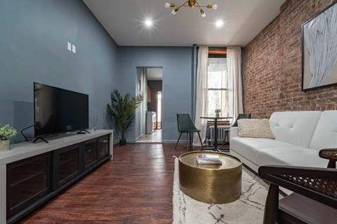 Preview 0 of #252: Upper East Side at June Homes