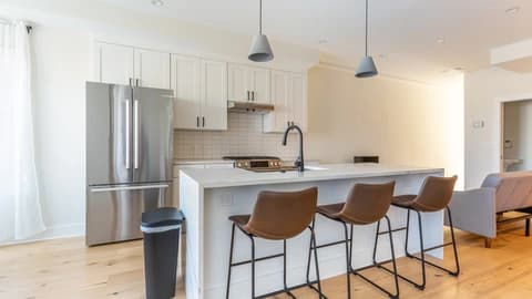 Preview 4 of #1719: Columbia Heights at June Homes