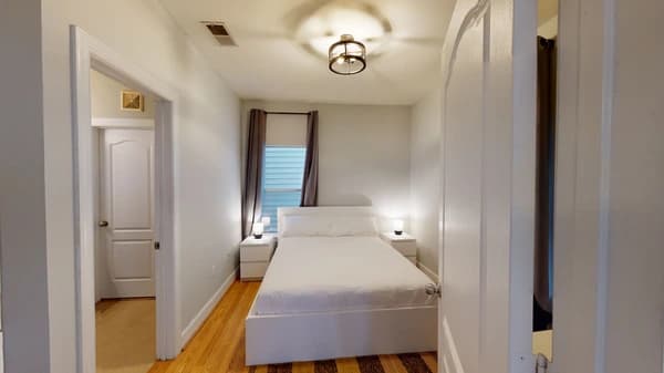 Preview 1 of #2475: Queen Bedroom C w/ Private Bathroom at June Homes