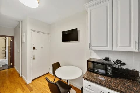 Preview 1 of #790: Upper West Side at June Homes