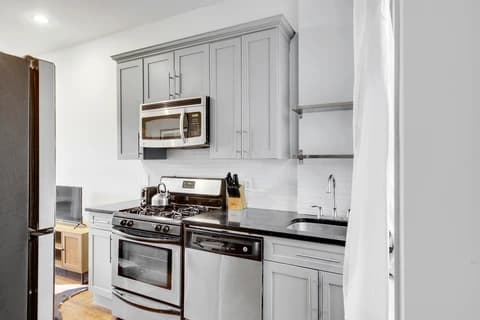 Preview 3 of #958: Crown Heights at June Homes