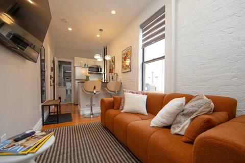 Preview 0 of #1099: Columbus Circle at June Homes