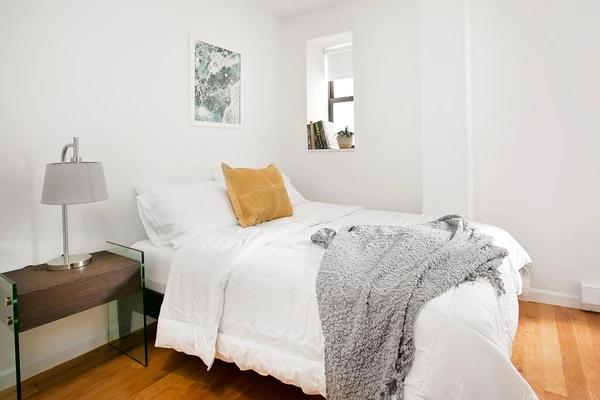 Preview 0 of #1863: Full Bedroom E at June Homes