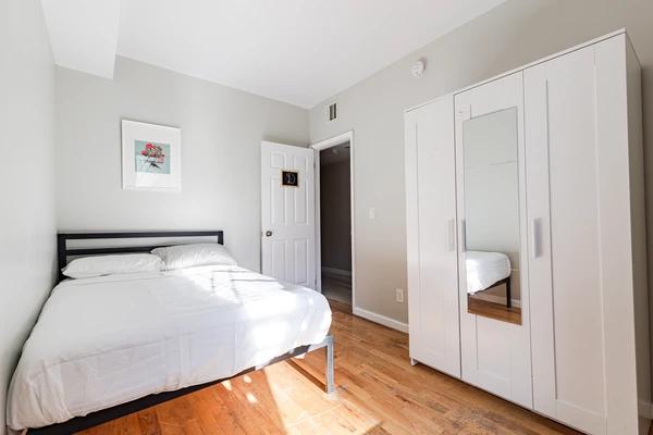 Preview 0 of #1571: Full Bedroom D at June Homes