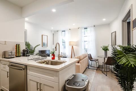 Preview 3 of #186: Upper West Side at June Homes