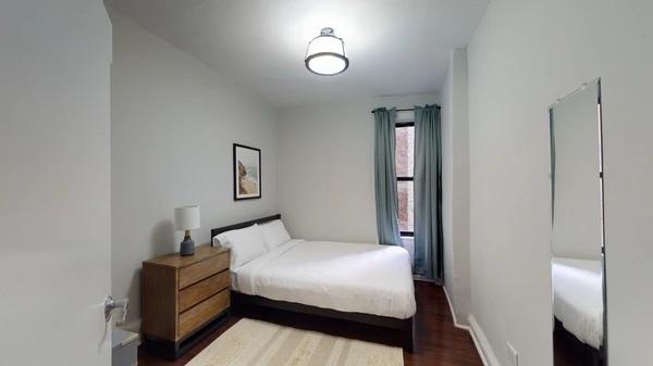 Preview 0 of #594: Queen Bedroom A at June Homes