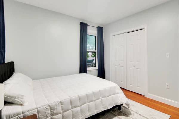 Preview 1 of #1575: Queen Bedroom A at June Homes